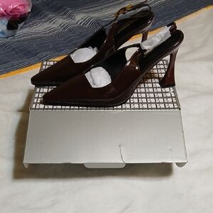 Chic Brown Slingback Heels